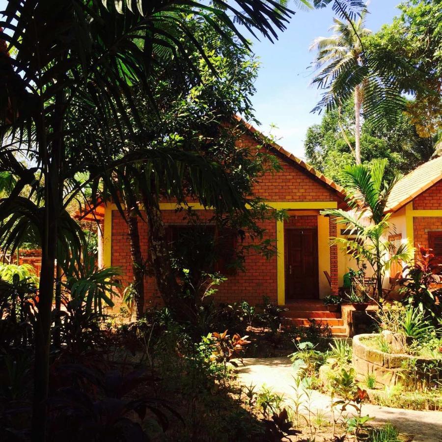 The Venue Hotell Phu Quoc Exteriör bild